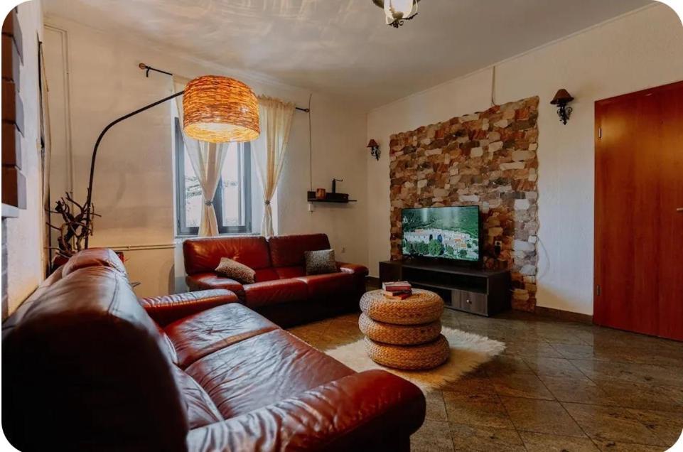 Luanas Rooms With Istrian Touch Buzet Exterior foto