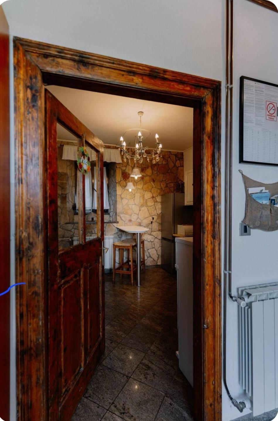 Luanas Rooms With Istrian Touch Buzet Exterior foto